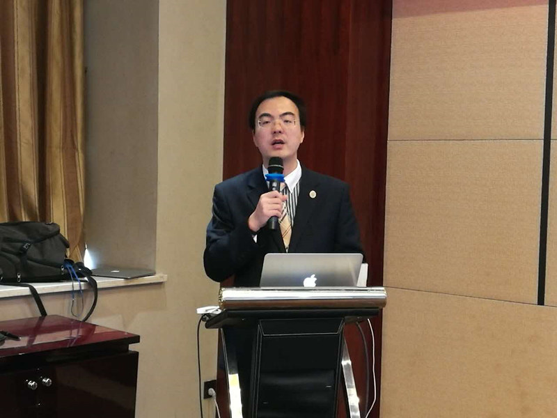 董總.jpg 董總.jpg